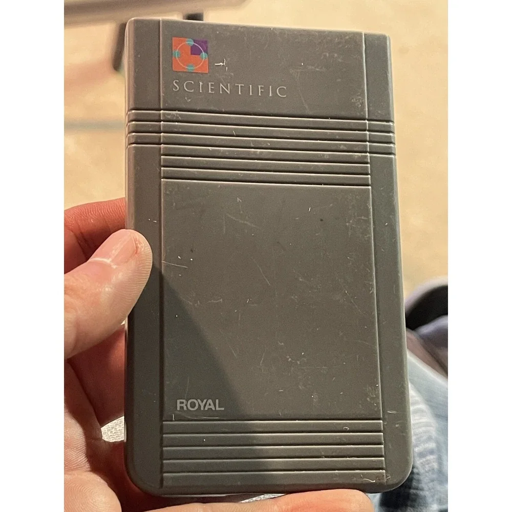 Scientific‎ Royal Calculator Model SF801